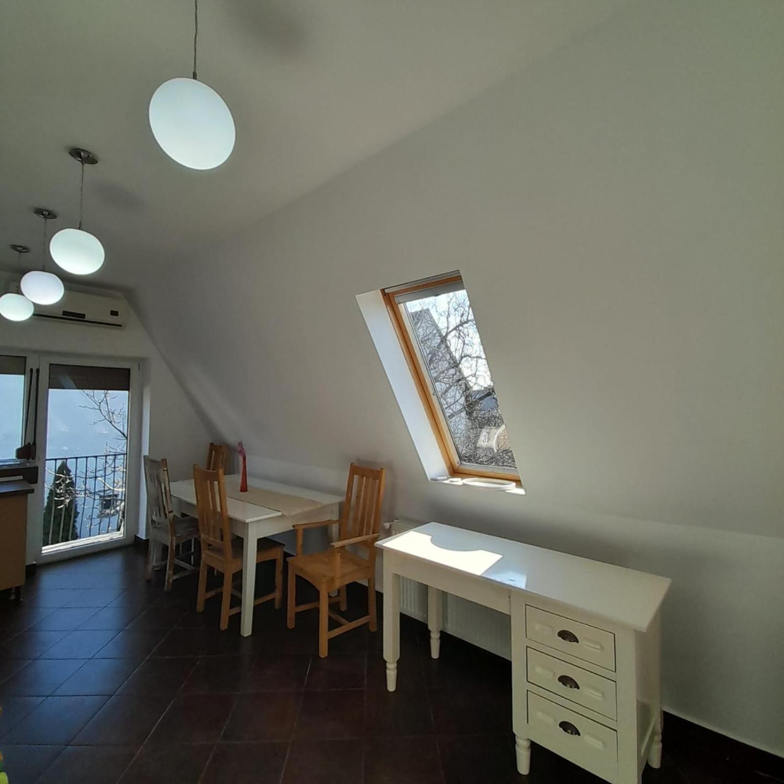 Pannonia Rooms And Apartments Сату-Маре Экстерьер фото
