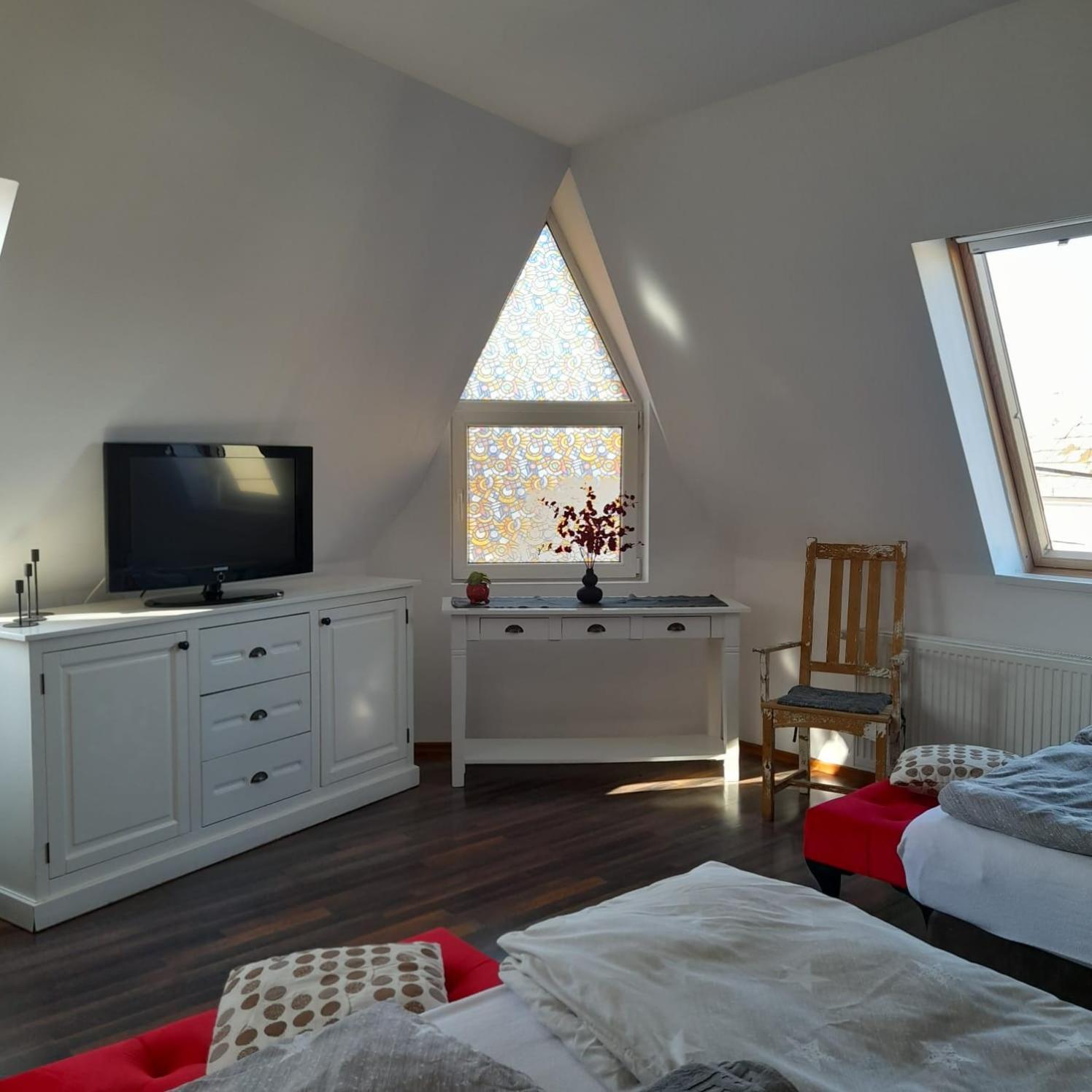 Pannonia Rooms And Apartments Сату-Маре Экстерьер фото